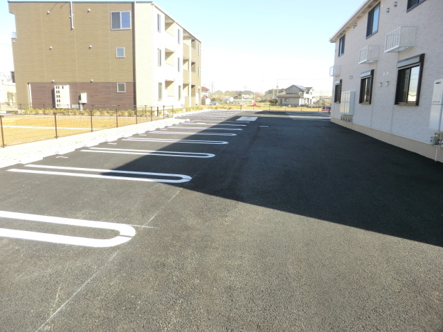 22/30 駐車場