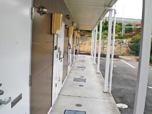 13/23 エントランス