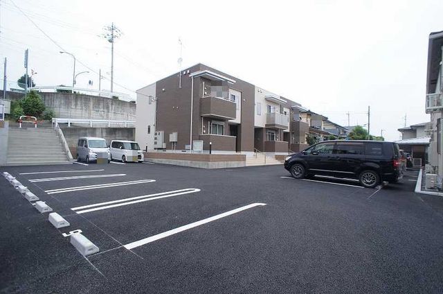 14/20 駐車場