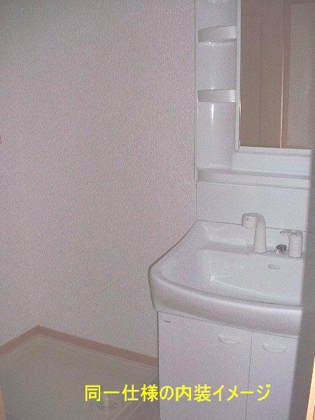 2/10 外観