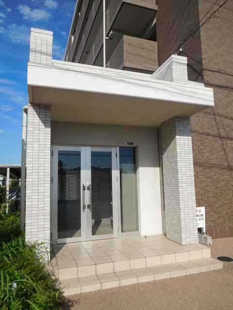 2/10 エントランス