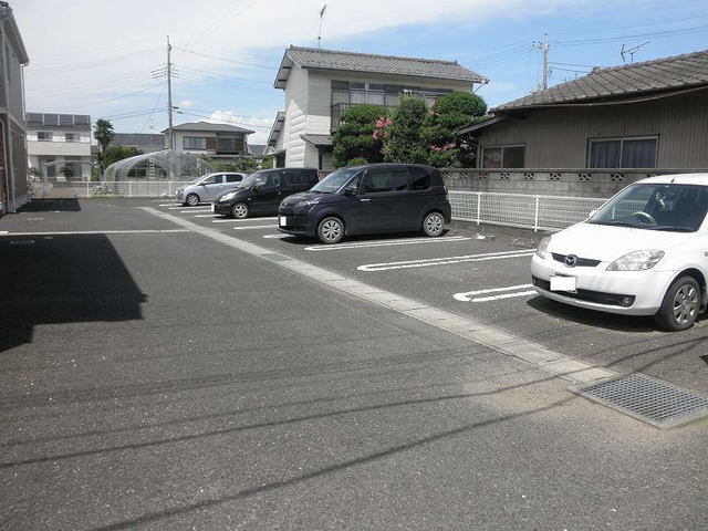 14/20 駐車場