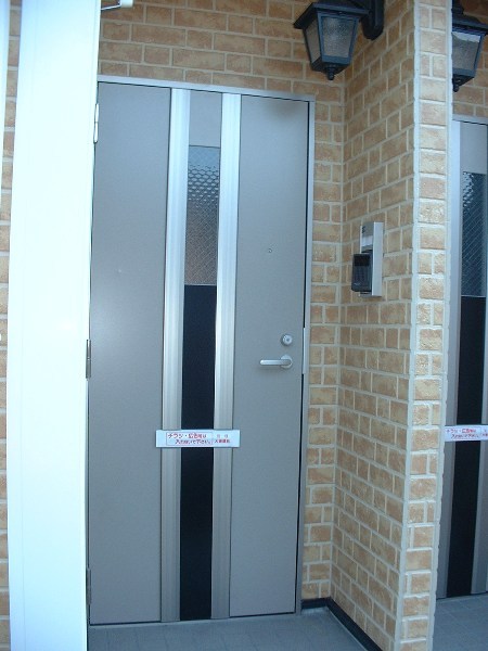 22/30 エントランス