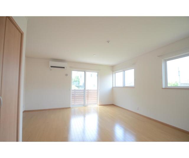 13/29 リビング/ダイニング