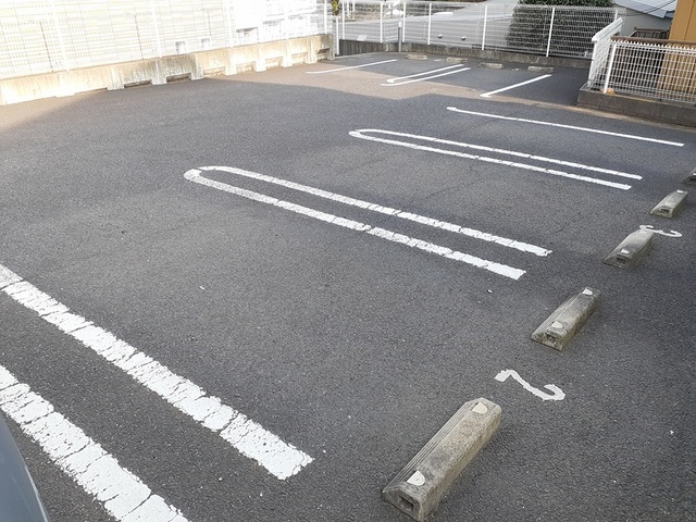 2/8 駐車場