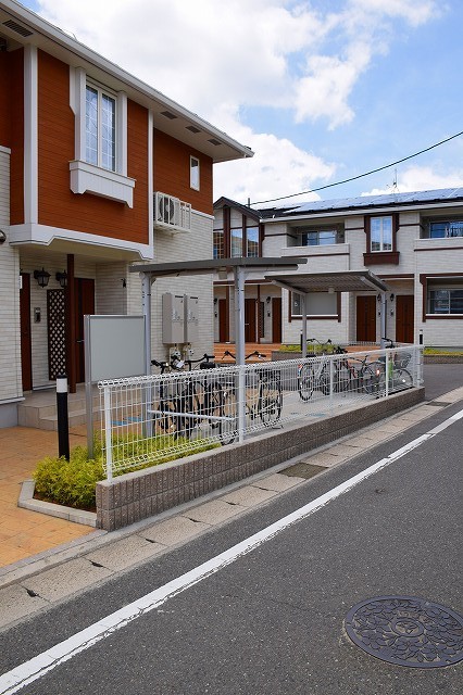 22/30 エントランス