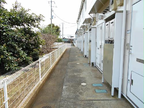 13/13 駐車場