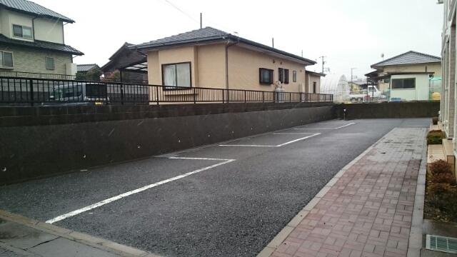 14/20 駐車場