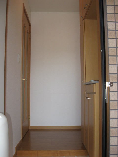 5/23 玄関