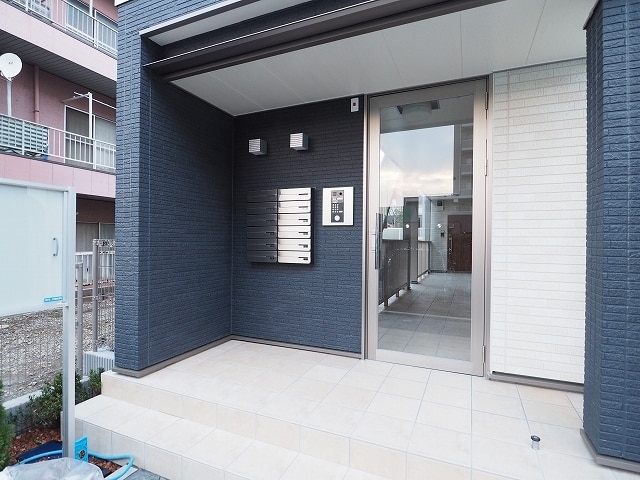 2/13 エントランス