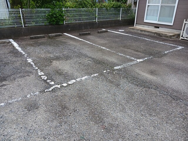 14/20 駐車場