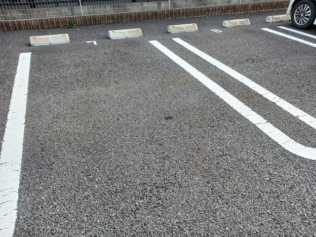 14/20 駐車場