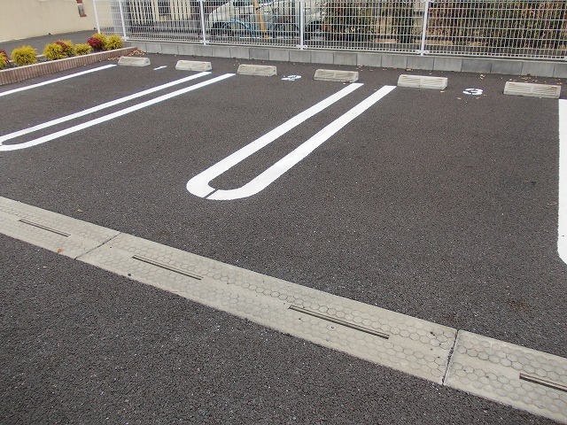 2/8 駐車場