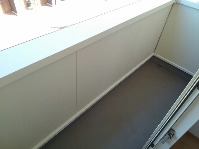 14/28 バルコニー