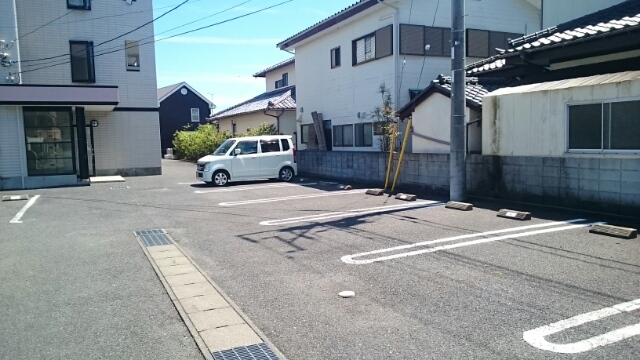 14/20 駐車場