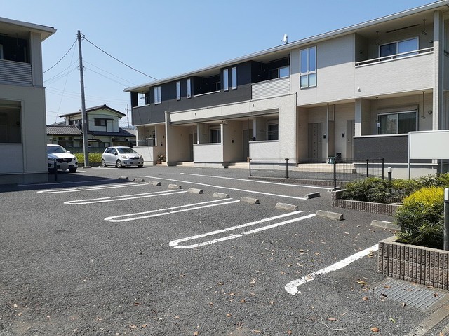 14/20 駐車場
