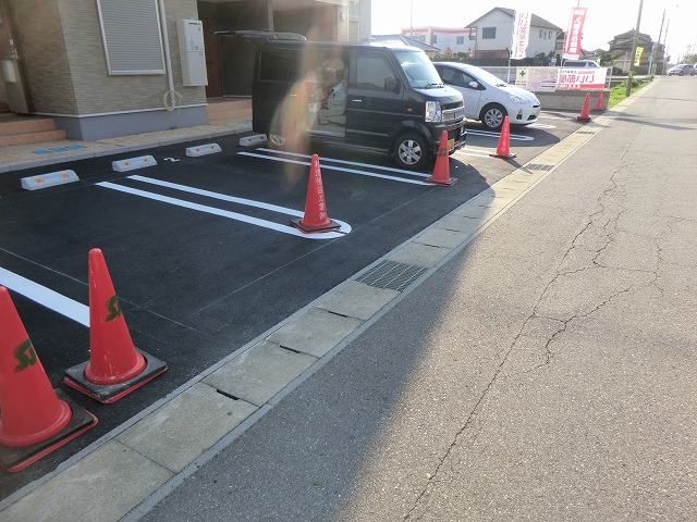 22/30 駐車場