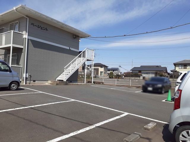 14/20 駐車場