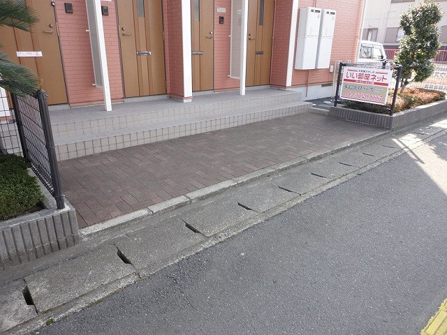 13/20 エントランス