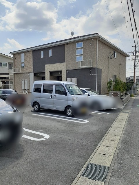 14/20 駐車場