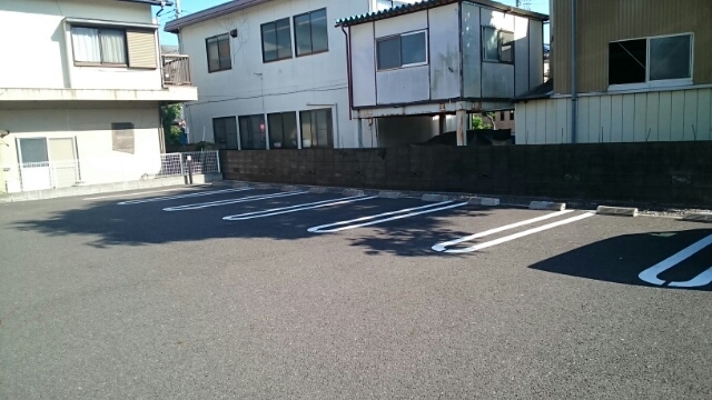 14/20 駐車場