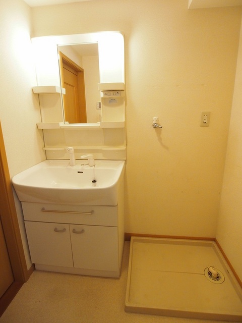 16/30 洗面