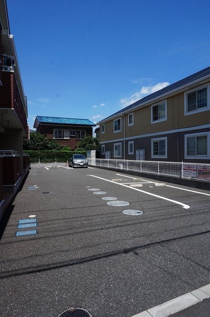 14/20 駐車場