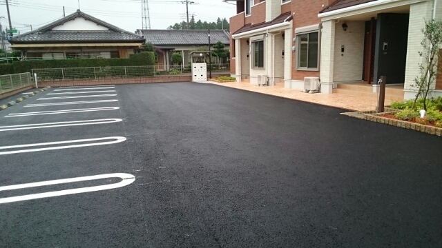 14/20 駐車場