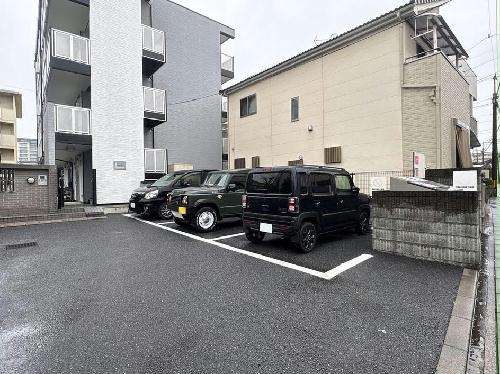 13/24 駐車場