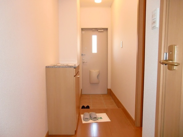 13/20 エントランス