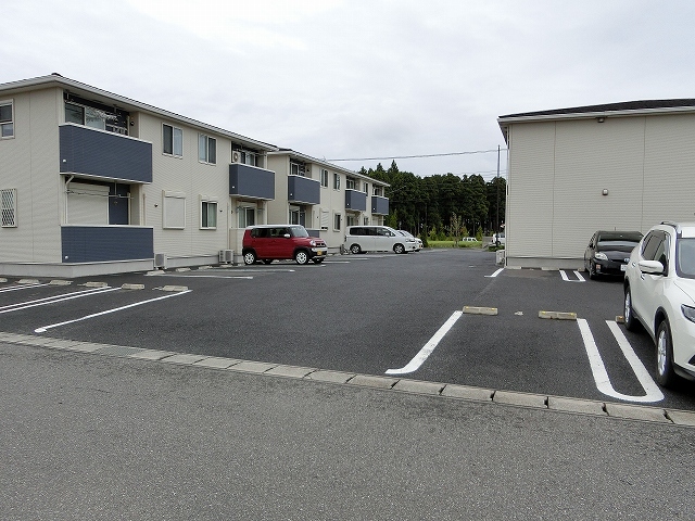 14/20 駐車場