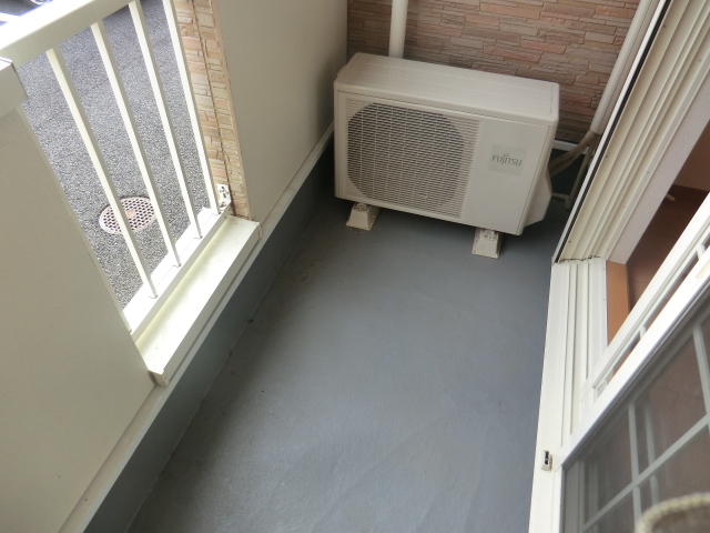 14/28 バルコニー