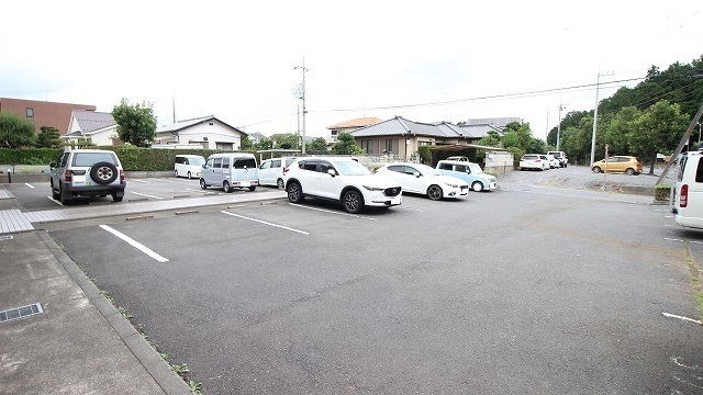 14/20 駐車場