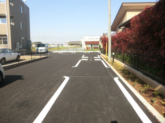 22/30 駐車場