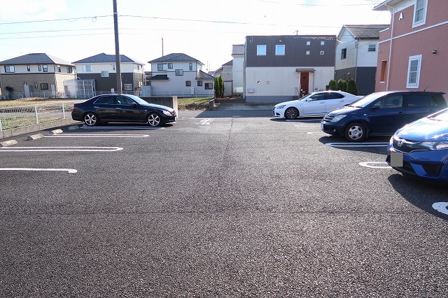 14/20 駐車場
