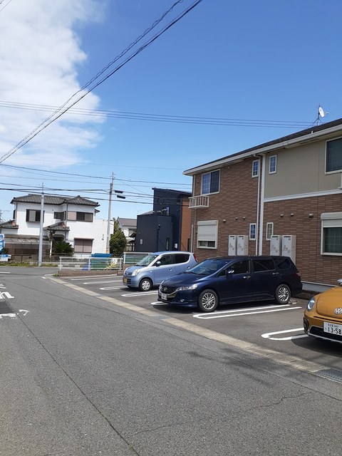23/30 駐車場