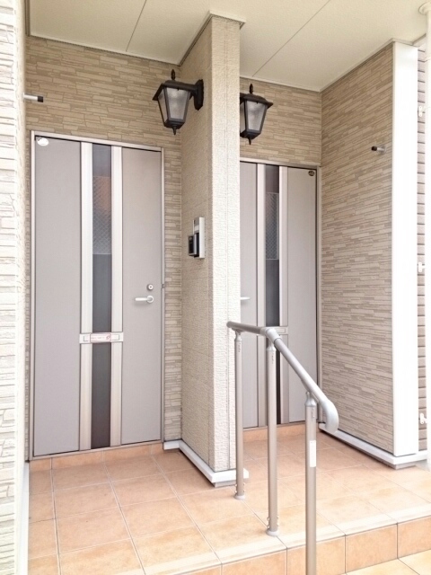 18/30 エントランス