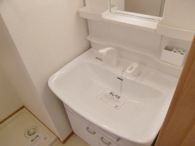 13/30 洗面