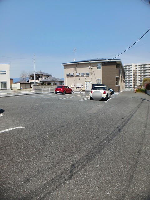 2/8 駐車場