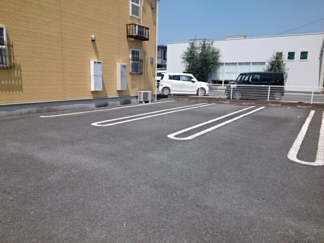 14/20 駐車場