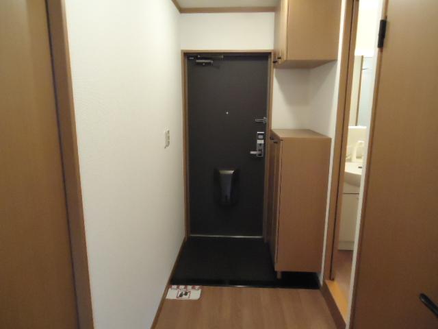13/24 玄関