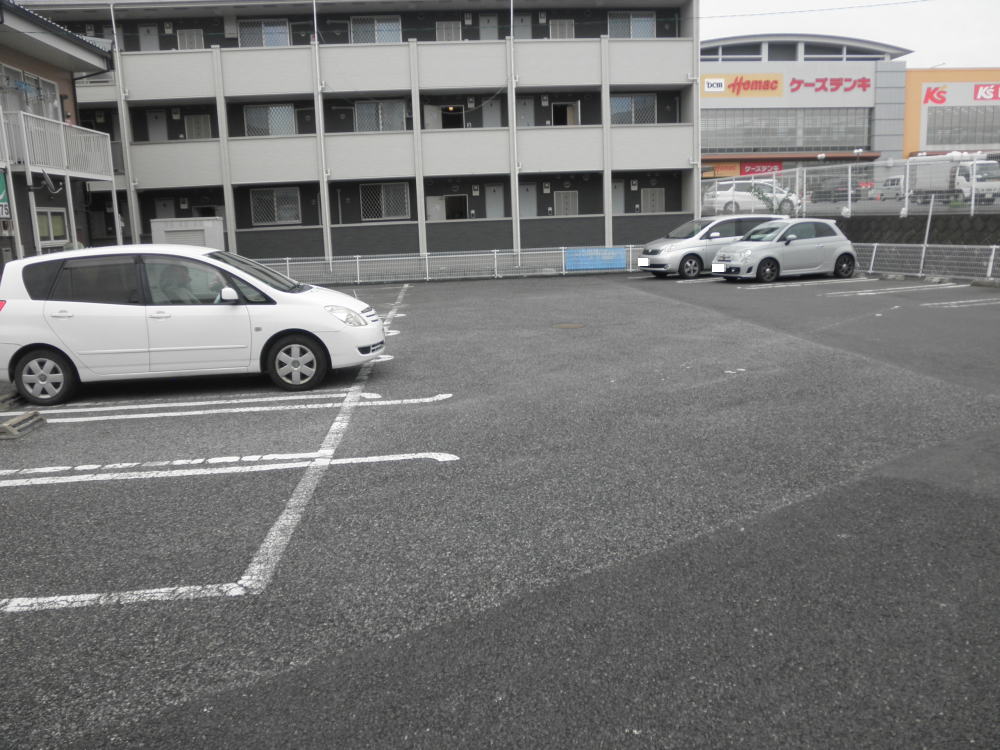 14/20 駐車場