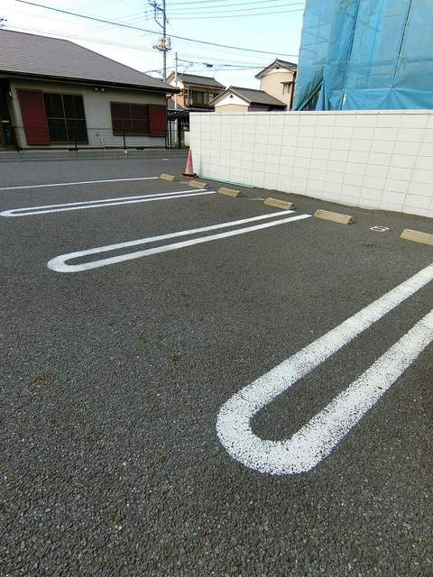 14/20 駐車場