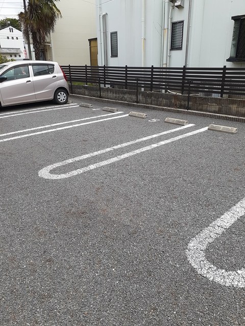 14/22 駐車場