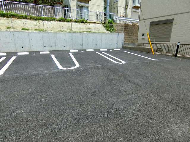 14/20 駐車場
