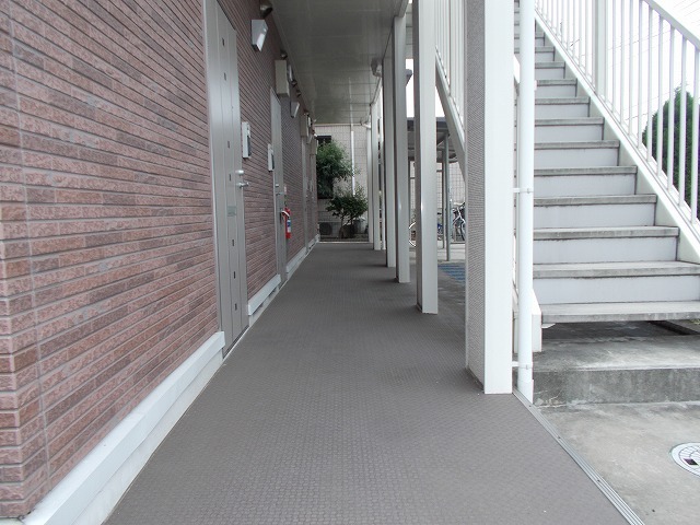 13/20 エントランス