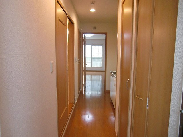 13/30 玄関