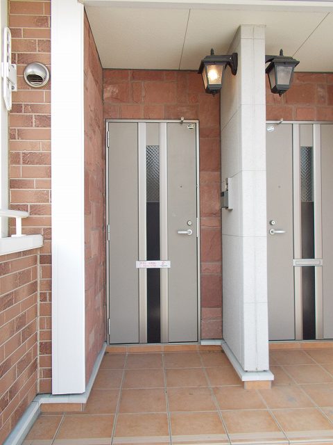 19/25 エントランス