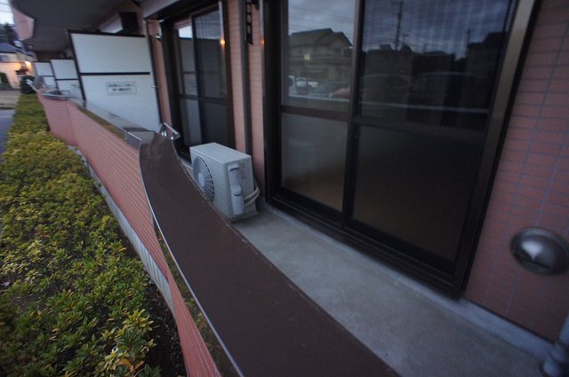 18/25 エントランス