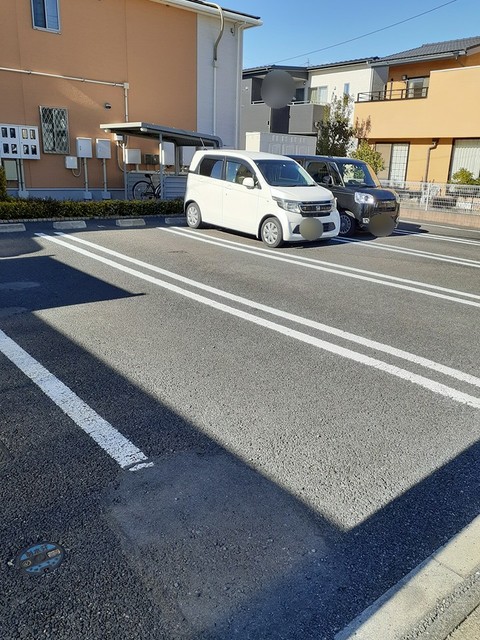 14/20 駐車場